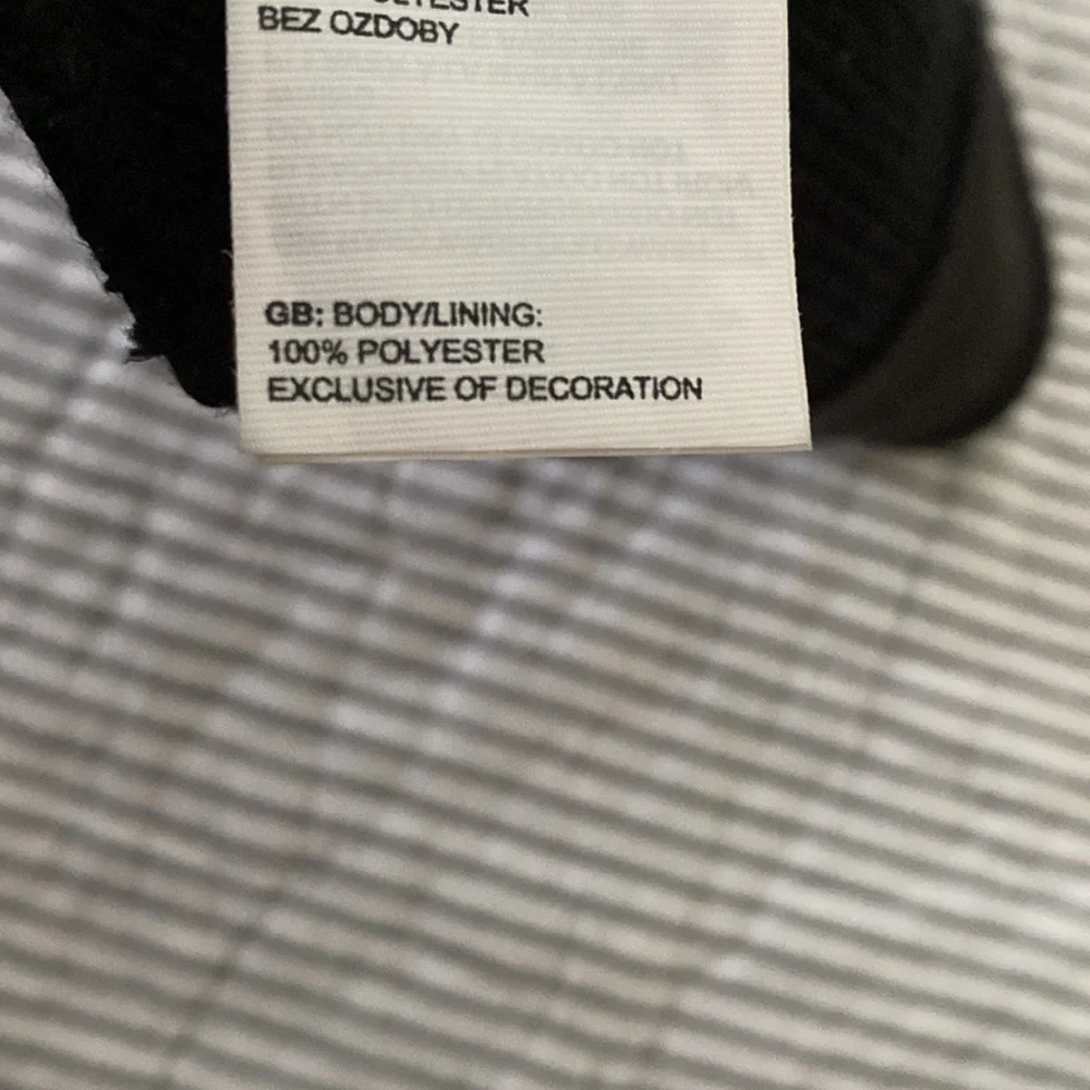 The North Face Mountain Beanie in black with custom Fairlife cow logo - Picture 6 of 6